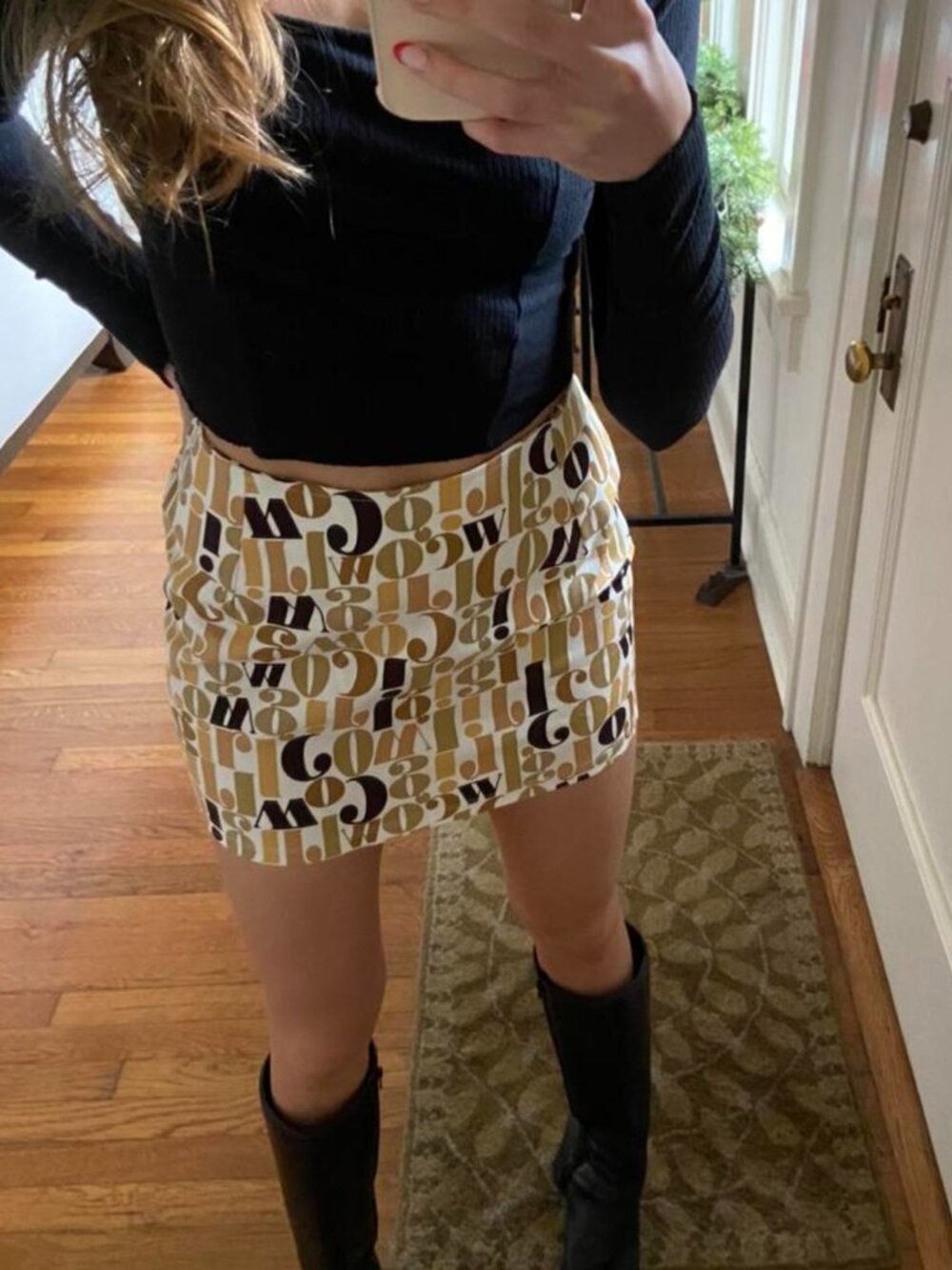 Motel Women's Tan and Black Skirt